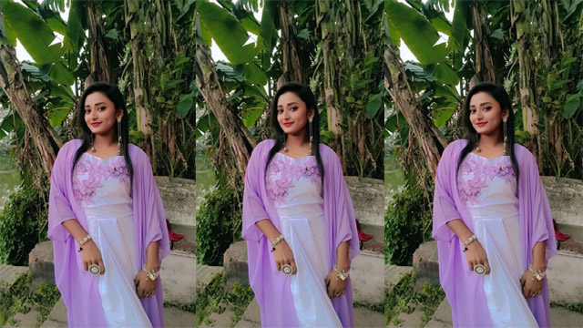 Cute Desi Girl Nude Showing