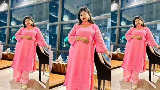 Beautiful Horny Chubby Girl Fingering